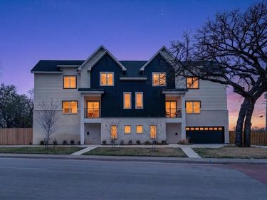 1681 C F Hawn Freeway Avenue, Dallas, TX 75215