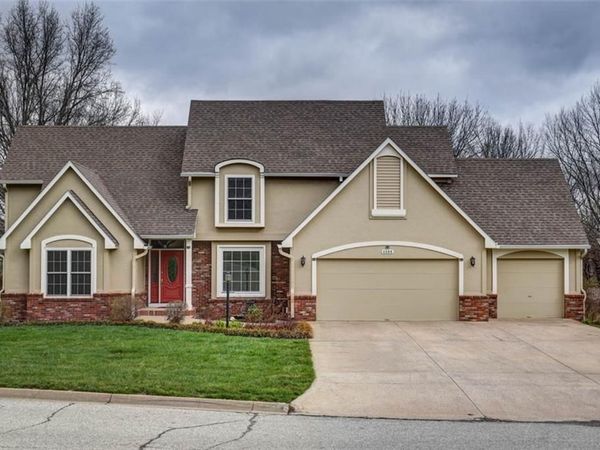 4500 Turnberry Drive, Lawrence, KS 66047