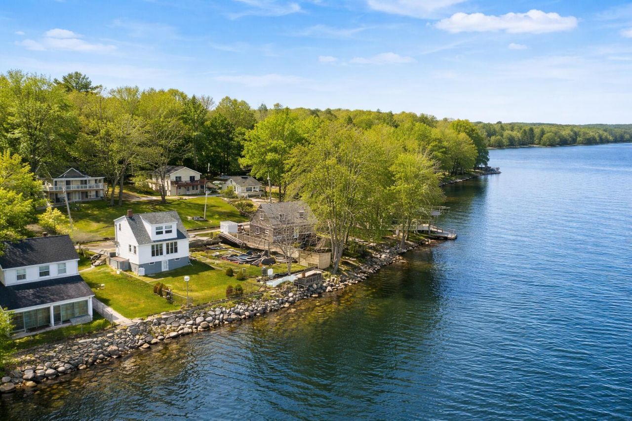 109 Luckys Landing Road Glenburn, ME 04401