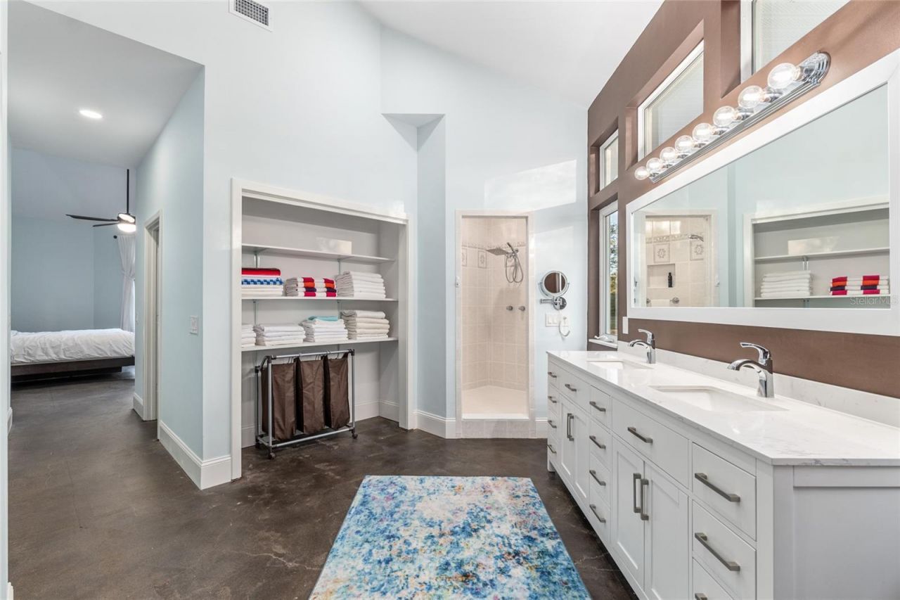 6012 NW 168th Street, Alachua, FL 32615 Photo