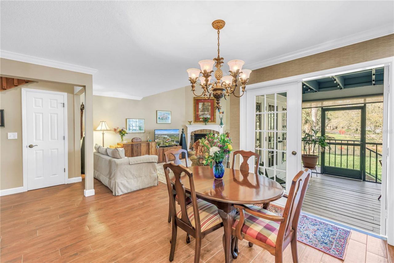 812 Amelia Court Ne, Saint Petersburg, FL 33702 Photo