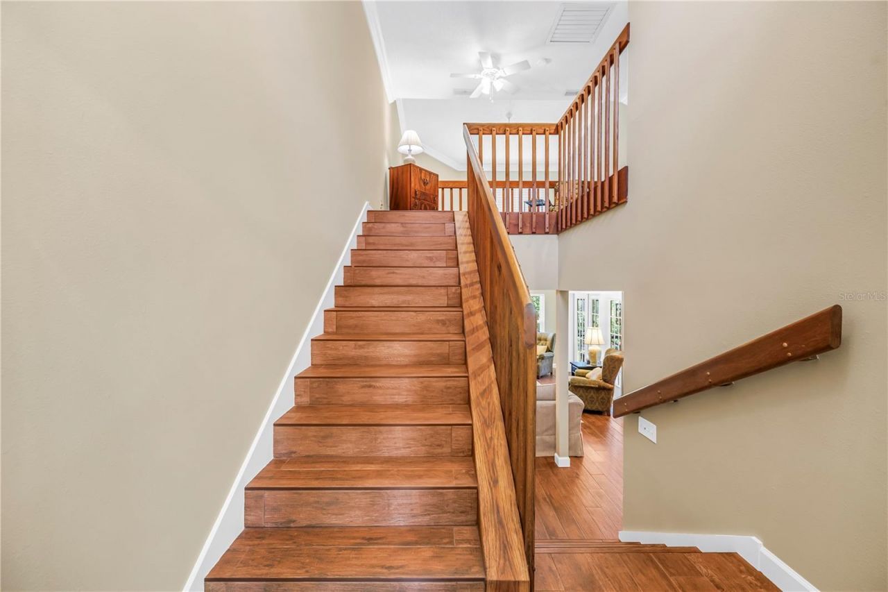 812 Amelia Court Ne, Saint Petersburg, FL 33702 Photo
