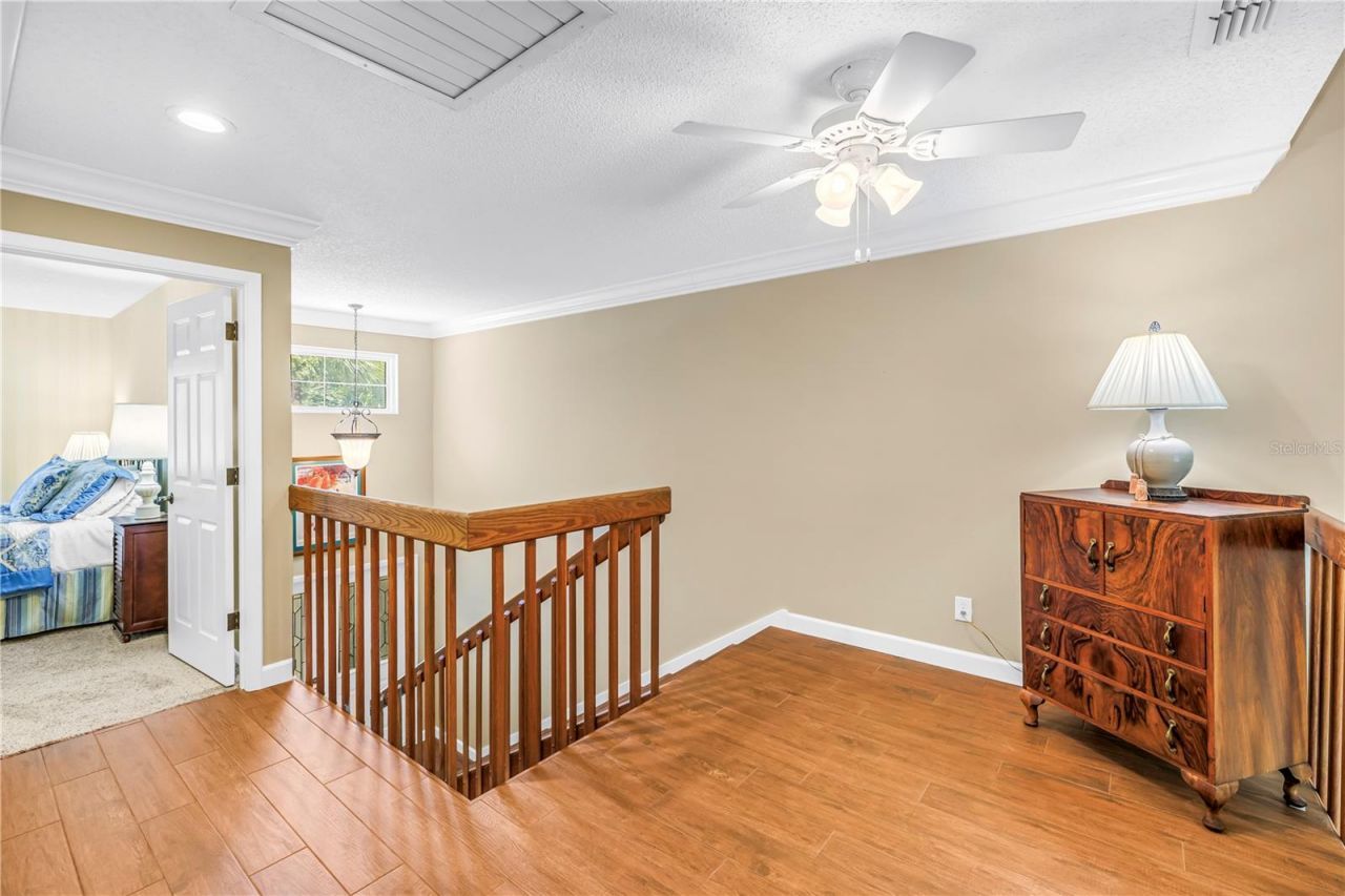 812 Amelia Court Ne, Saint Petersburg, FL 33702 Photo