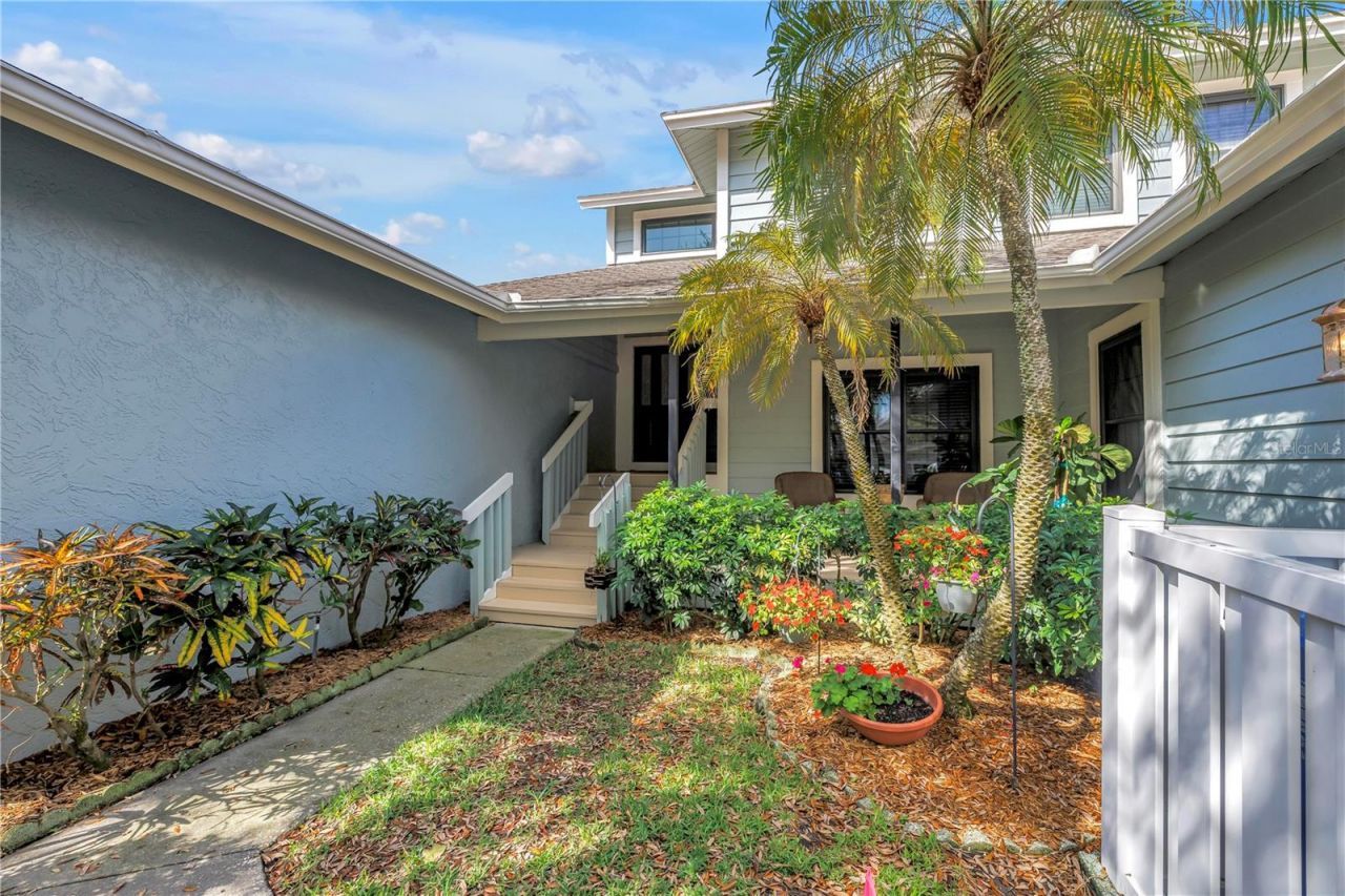 812 Amelia Court Ne, Saint Petersburg, FL 33702 Photo