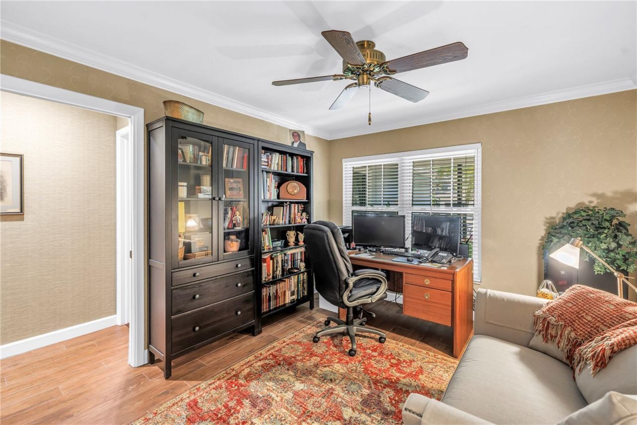 812 Amelia Court Ne, Saint Petersburg, FL 33702 Photo