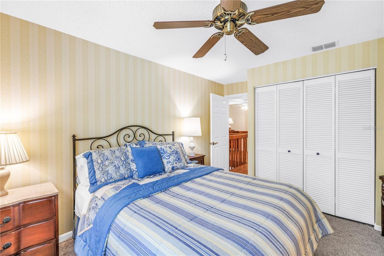 812 Amelia Court Ne, Saint Petersburg, FL 33702 Photo