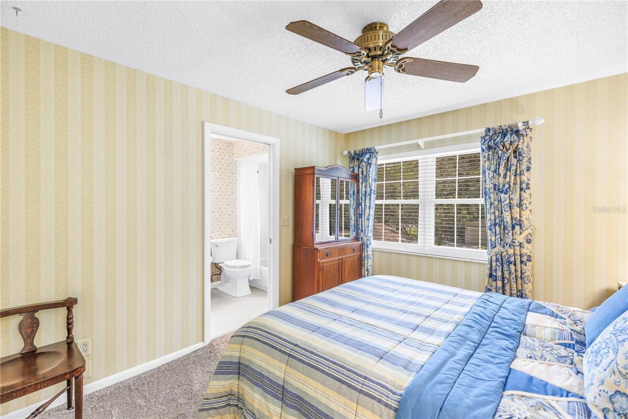 812 Amelia Court Ne, Saint Petersburg, FL 33702 Photo