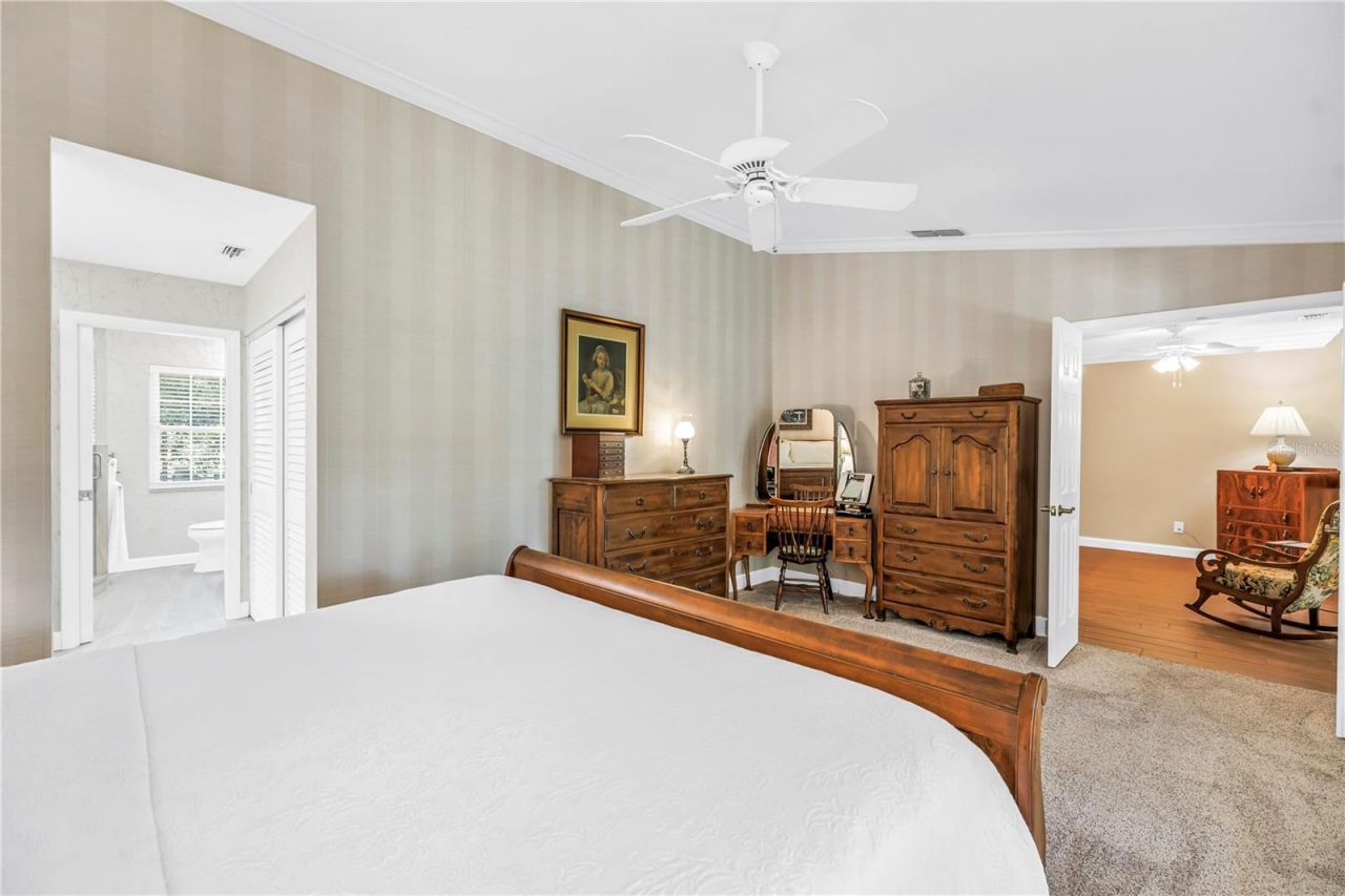 812 Amelia Court Ne, Saint Petersburg, FL 33702 Photo