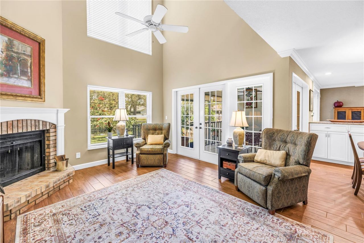 812 Amelia Court Ne, Saint Petersburg, FL 33702 Photo