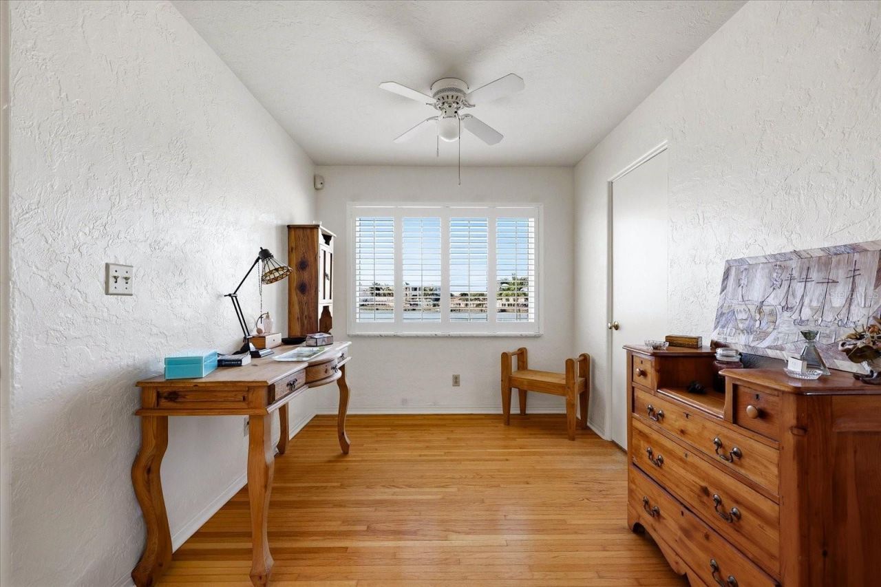 7886 9th Avenue S, Saint Petersburg, FL 33707 Photo