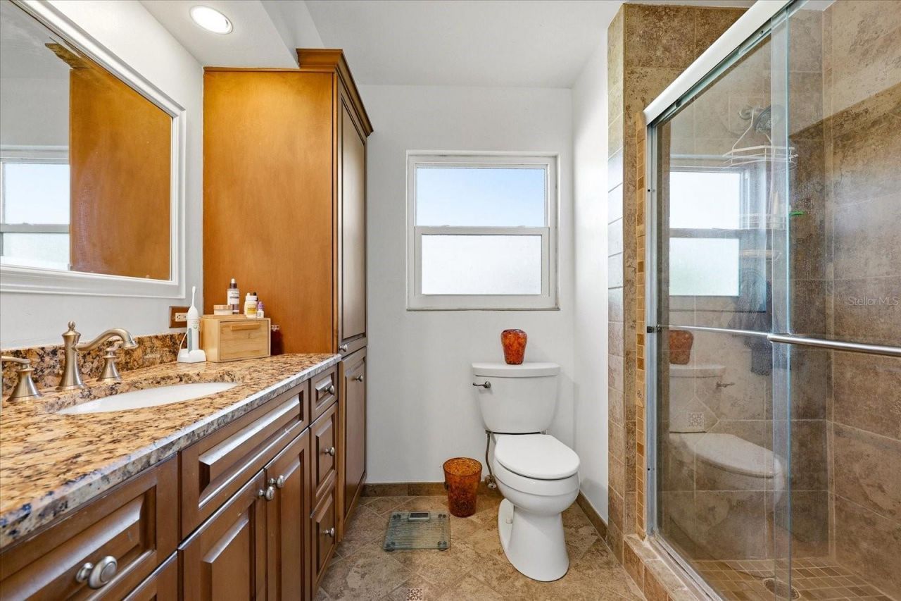 7886 9th Avenue S, Saint Petersburg, FL 33707 Photo