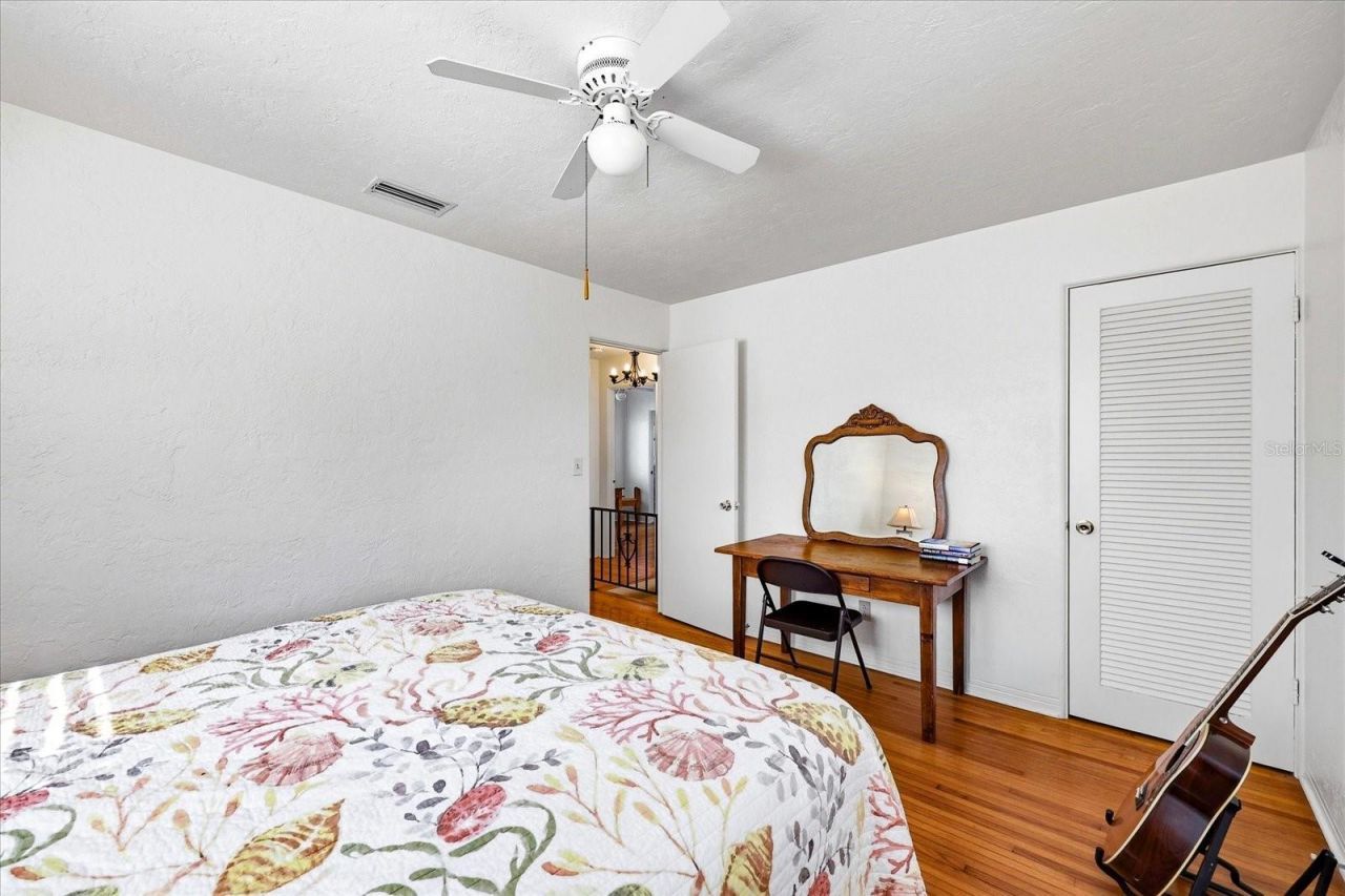 7886 9th Avenue S, Saint Petersburg, FL 33707 Photo