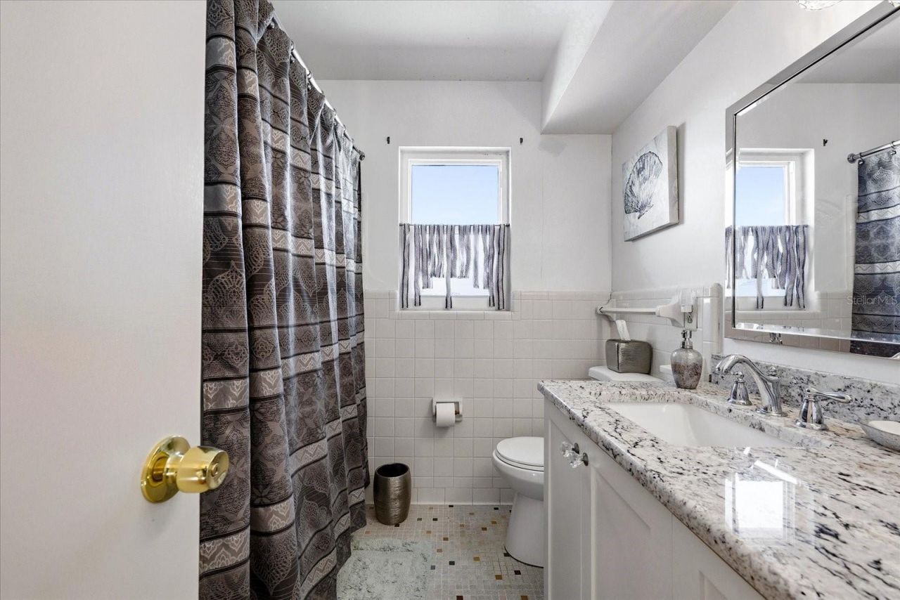 7886 9th Avenue S, Saint Petersburg, FL 33707 Photo