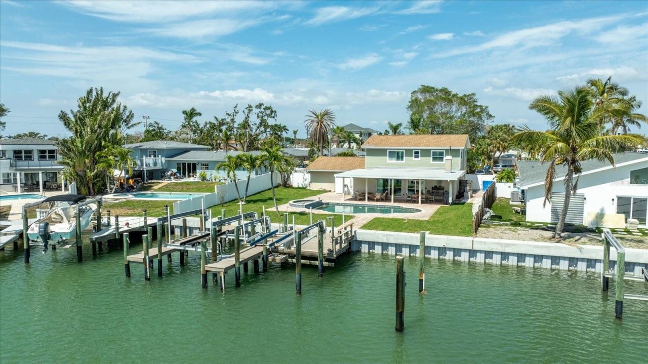 7886 9th Avenue S, Saint Petersburg, FL 33707 Photo