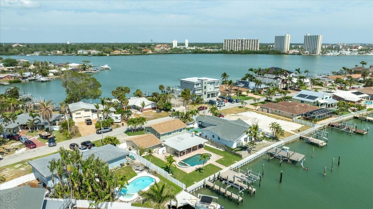 7886 9th Avenue S, Saint Petersburg, FL 33707 Photo