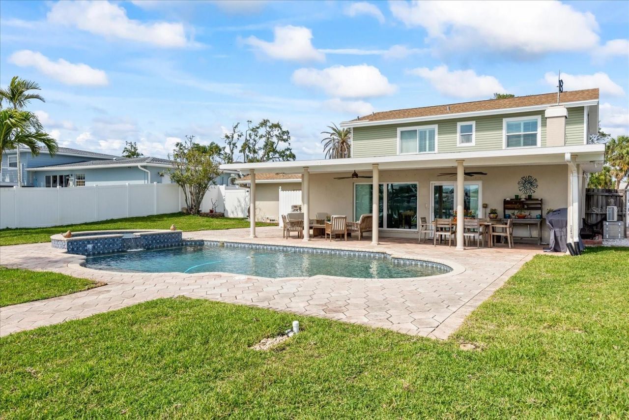 7886 9th Avenue S, Saint Petersburg, FL 33707 Photo