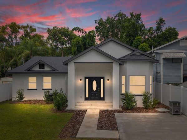 914 E NORTH BAY STREET , TAMPA, FL 33603