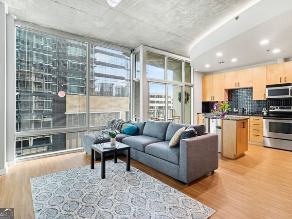 923 Peachtree Street NE, Unit 825, Atlanta, GA 30309