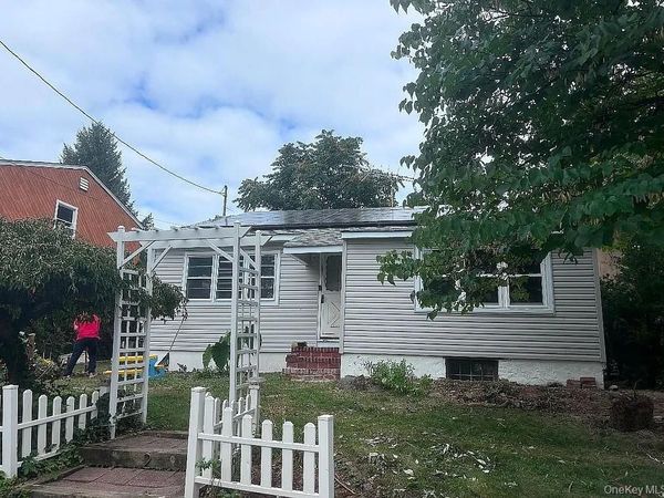 2 Margaret Lane, Huntington, NY 11743