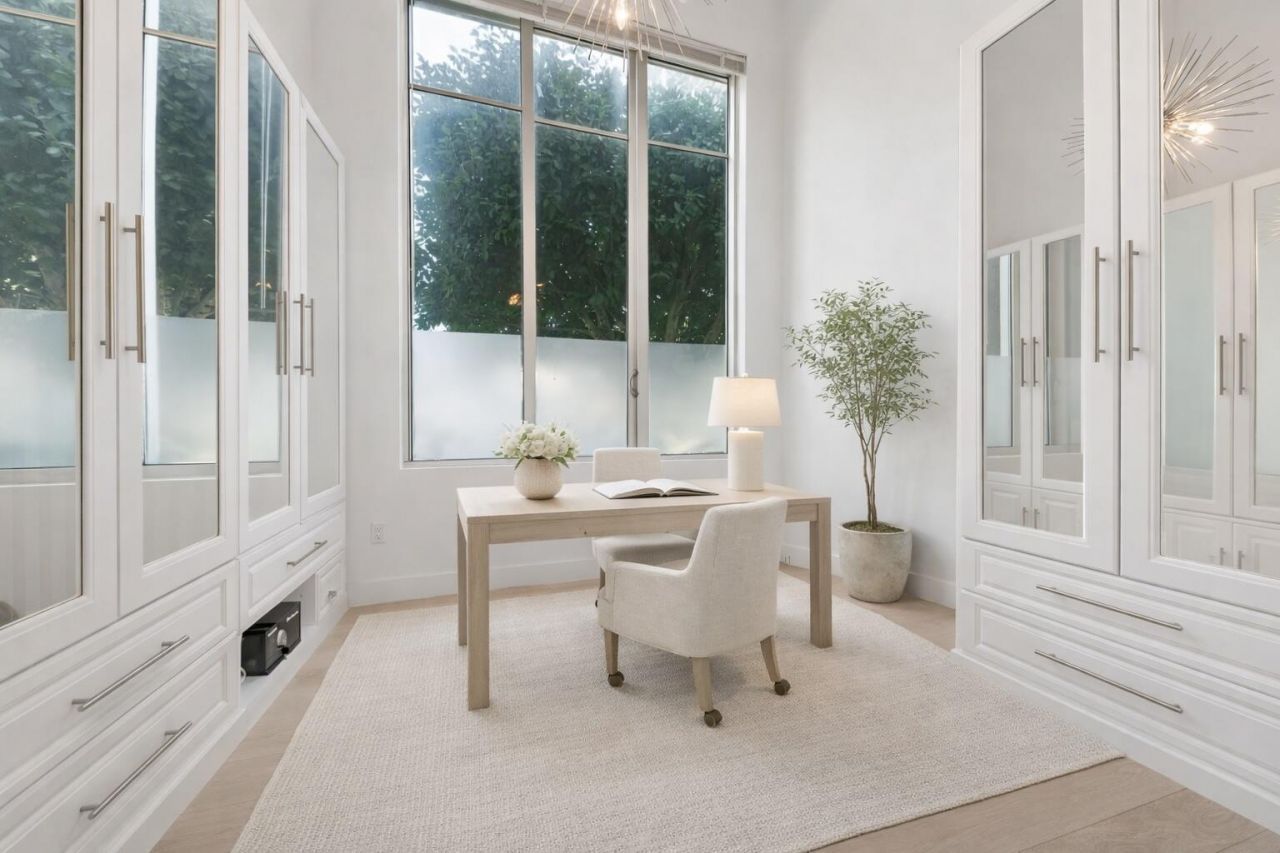 300 S Australian Avenue, Unit 105, West Palm Beach, FL 33401 Photo