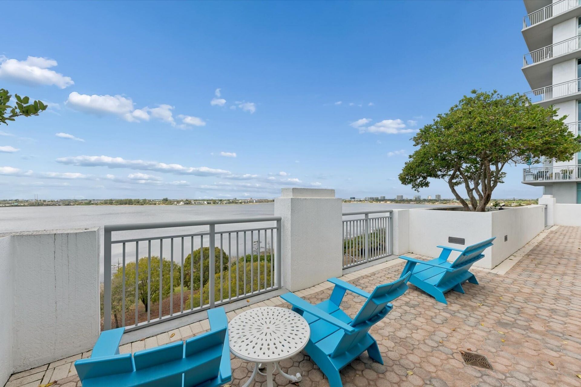 300 S Australian Avenue, Unit 105, West Palm Beach, FL 33401 Photo