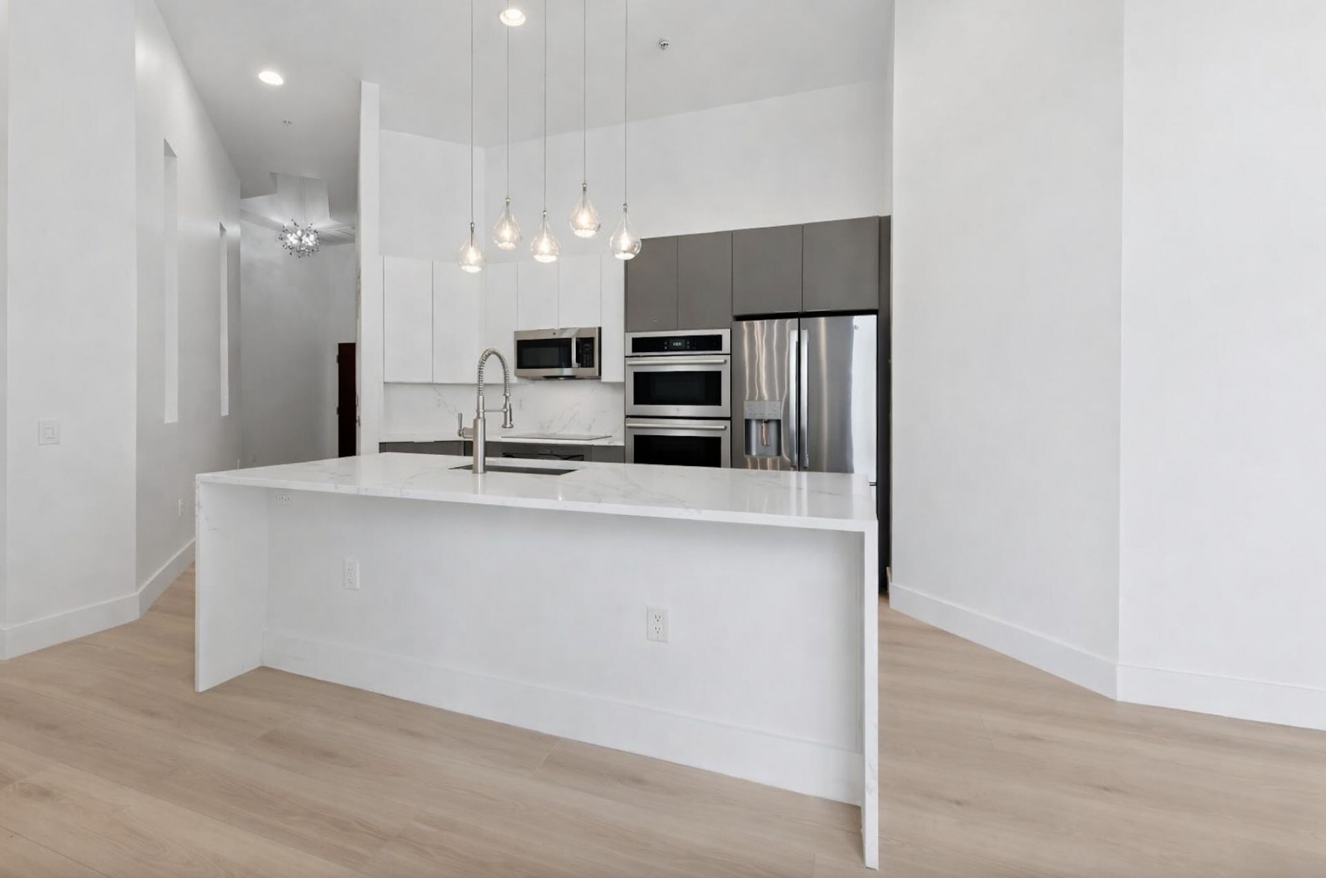 300 S Australian Avenue, Unit 105, West Palm Beach, FL 33401 Photo