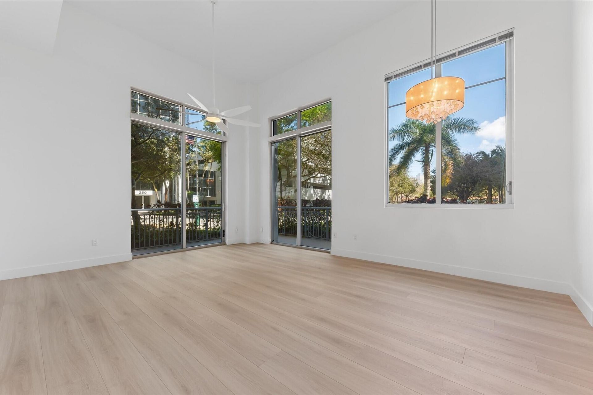 300 S Australian Avenue, Unit 105, West Palm Beach, FL 33401 Photo