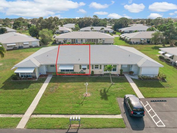 911 Savannas Point Drive, Unit Apt B, Fort Pierce, FL 34982