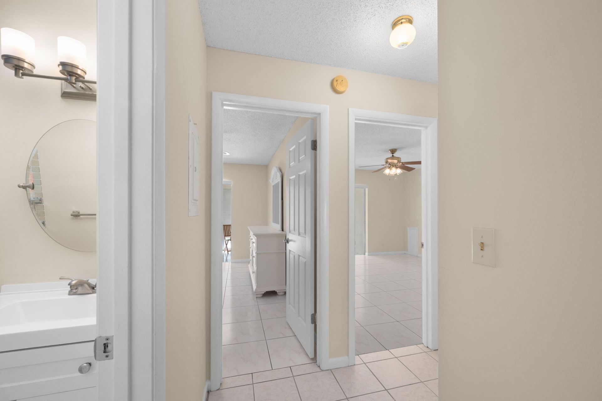 911 Savannas Point Drive, Unit Apt B, Fort Pierce, FL 34982 Photo