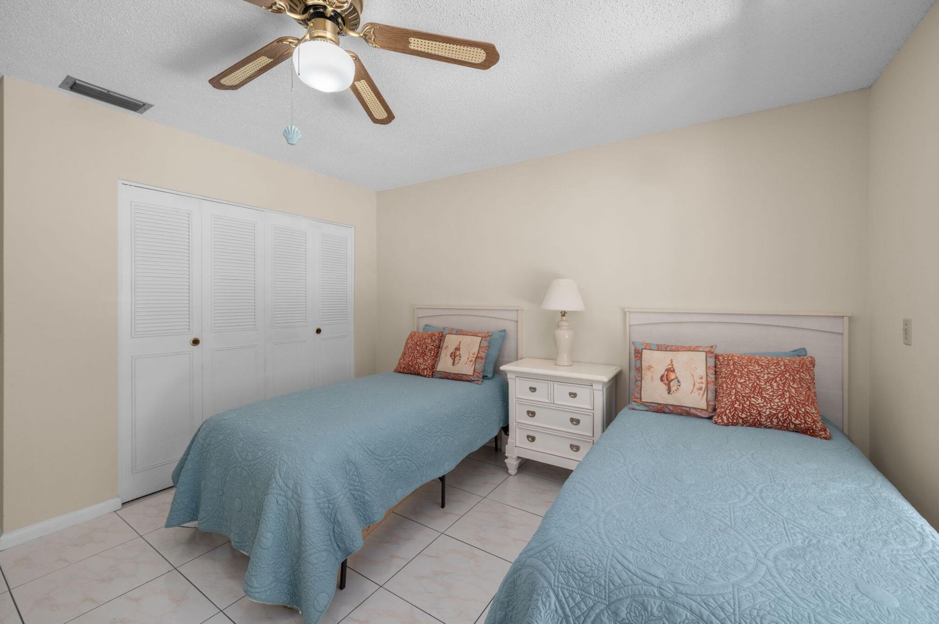 911 Savannas Point Drive, Unit Apt B, Fort Pierce, FL 34982 Photo