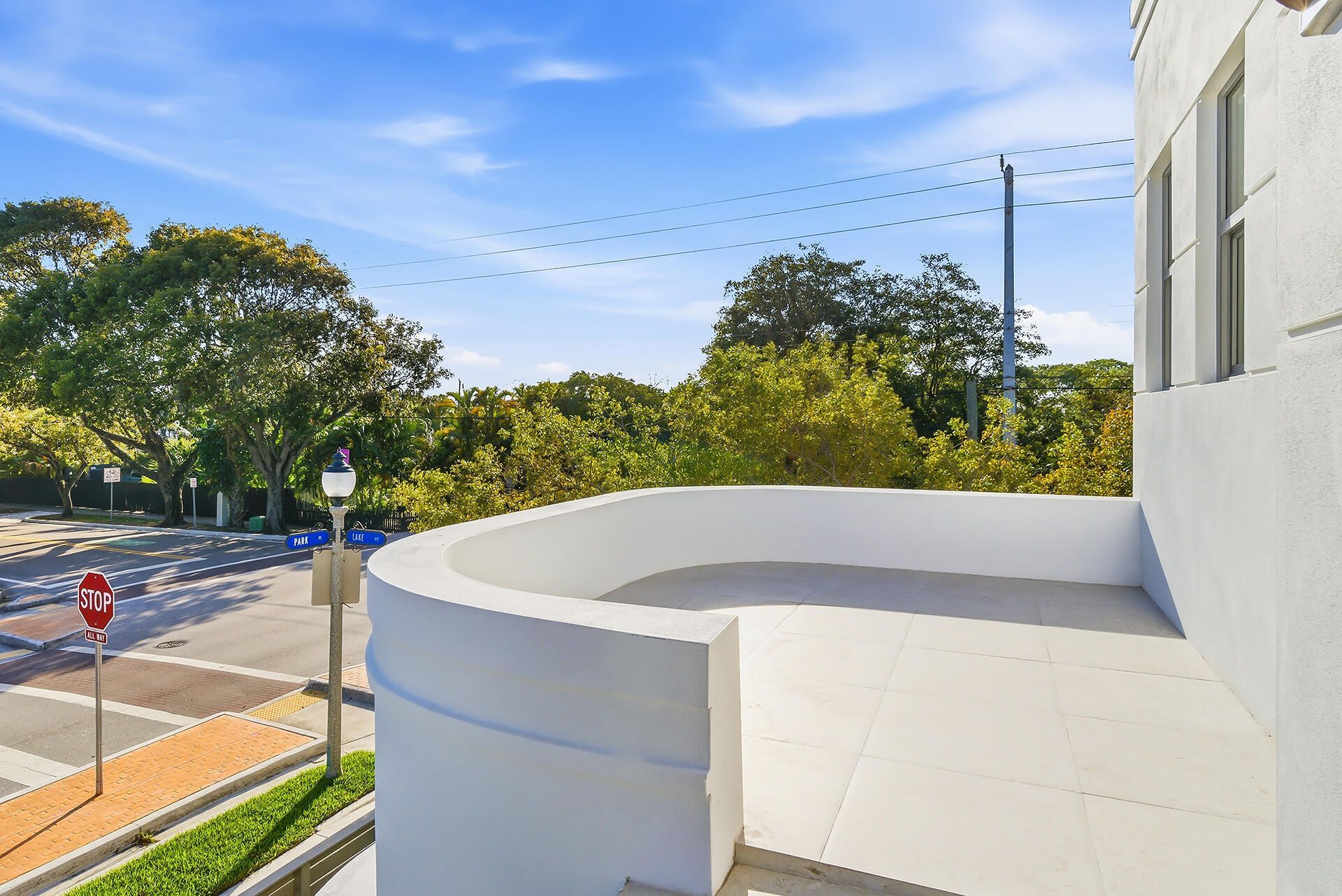 785 Park Place, West Palm Beach, FL 33401 Photo