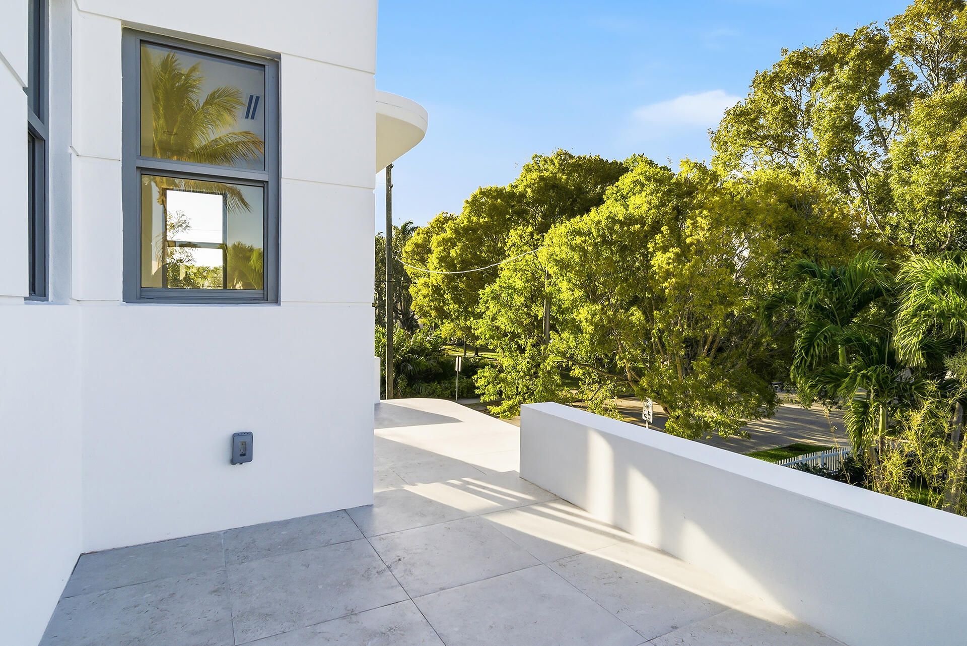 785 Park Place, West Palm Beach, FL 33401 Photo