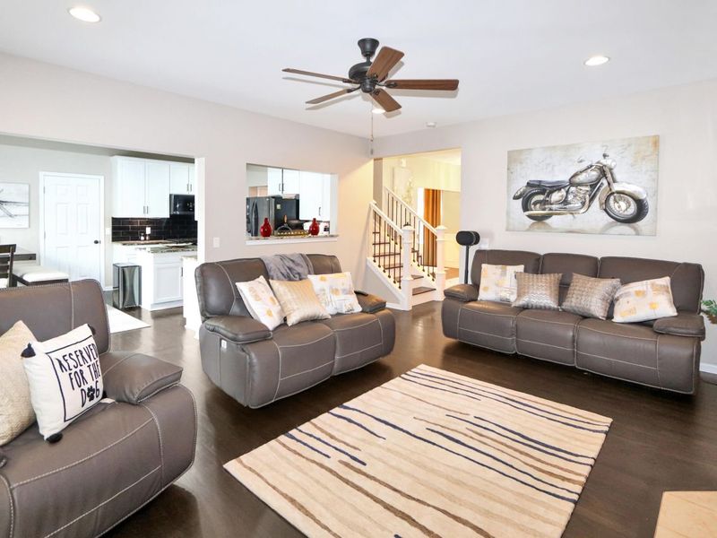 8640 Treeline Drive, Florence, KY 41042 Photo 13