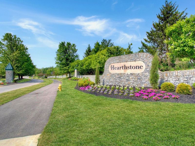 8640 Treeline Drive, Florence, KY 41042 Photo 2