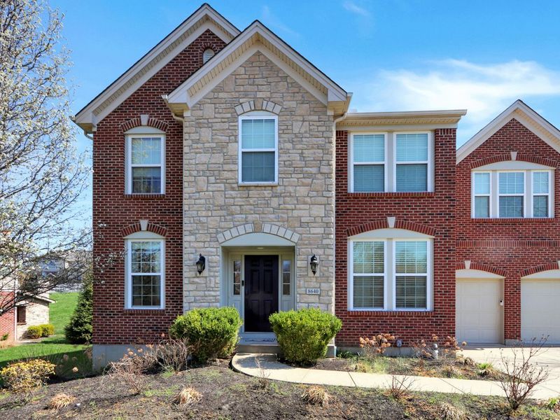 8640 Treeline Drive, Florence, KY 41042 Photo 3