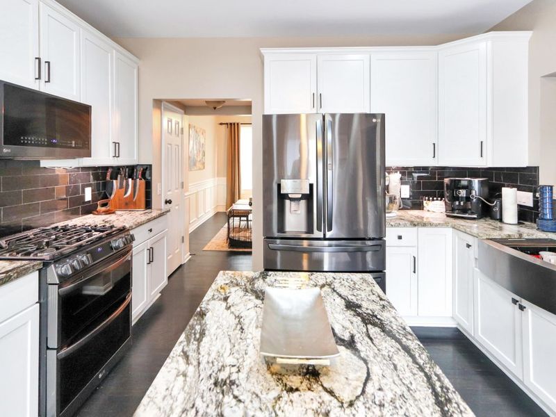 8640 Treeline Drive, Florence, KY 41042 Photo 9