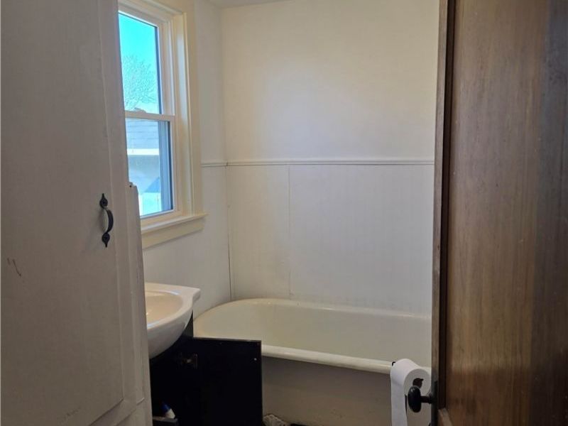 319 17th Street, Elyria, OH 44035 Photo 11