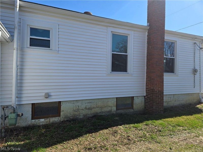 319 17th Street, Elyria, OH 44035 Photo 4