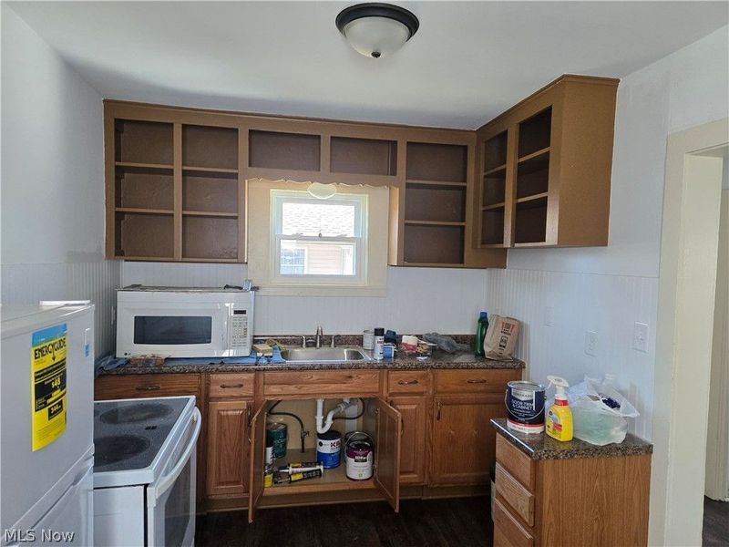 319 17th Street, Elyria, OH 44035 Photo 5