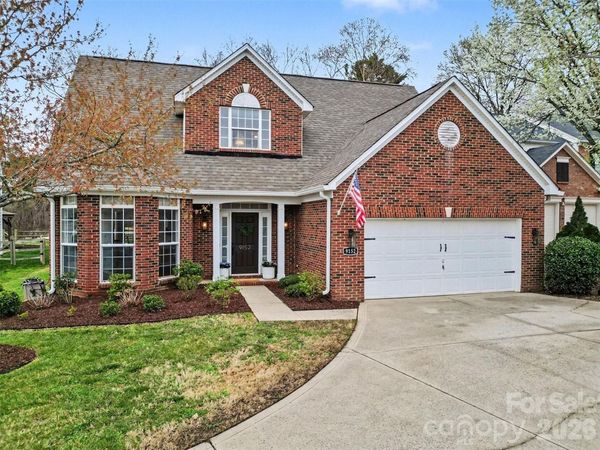 9152 Snow Hill Court , Charlotte, NC 28269