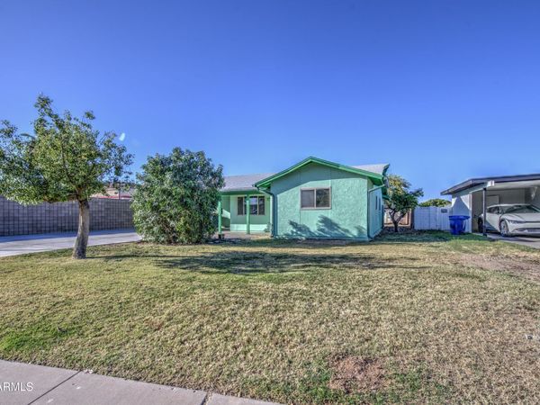 1258 W MANHATTON Drive, Tempe, AZ 85282