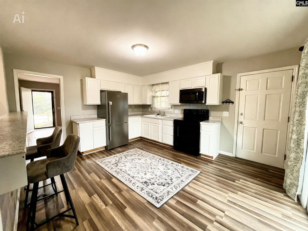 2341 Rolling Hills Road Photo 4