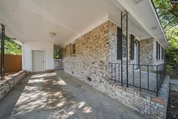 2341 Rolling Hills Road photo 4