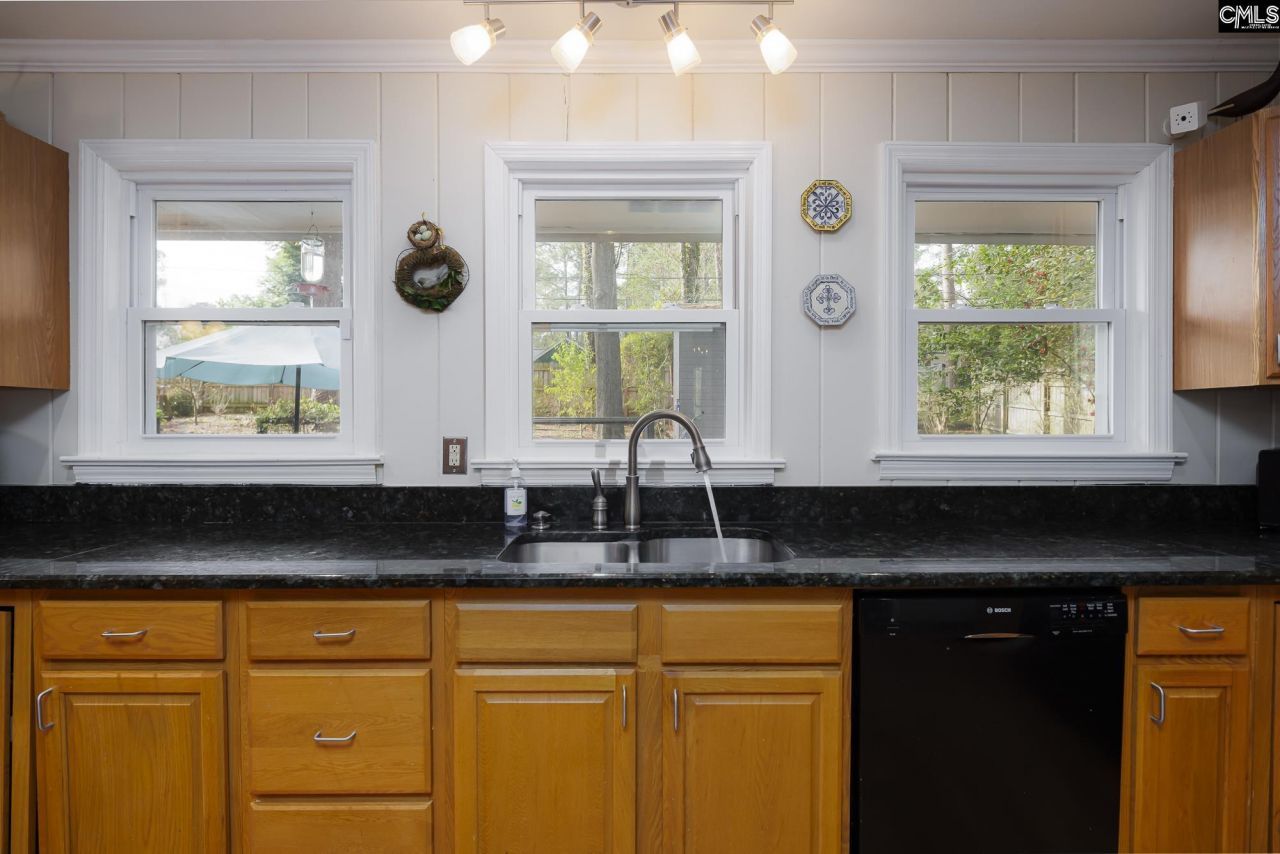 3528 Wolf Circle  Photo 12