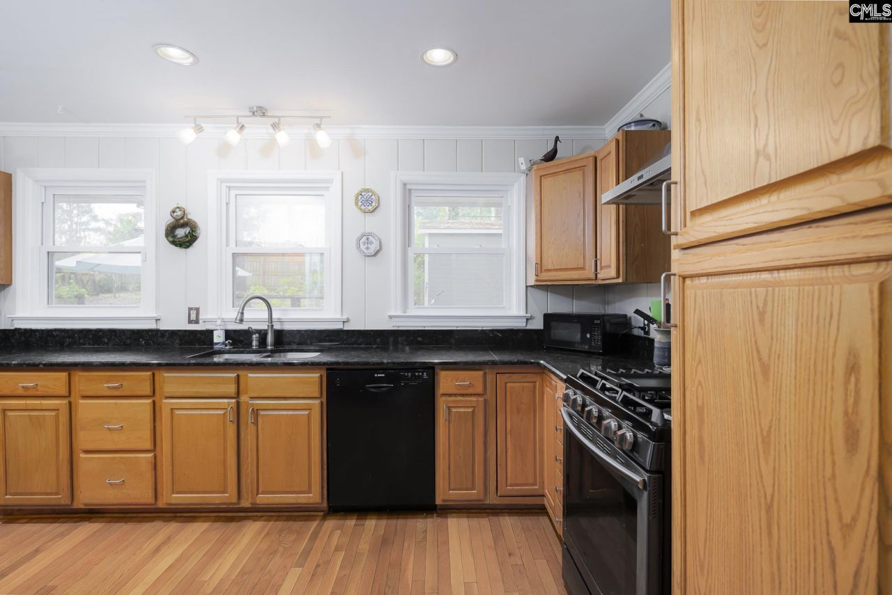 3528 Wolf Circle  Photo 13