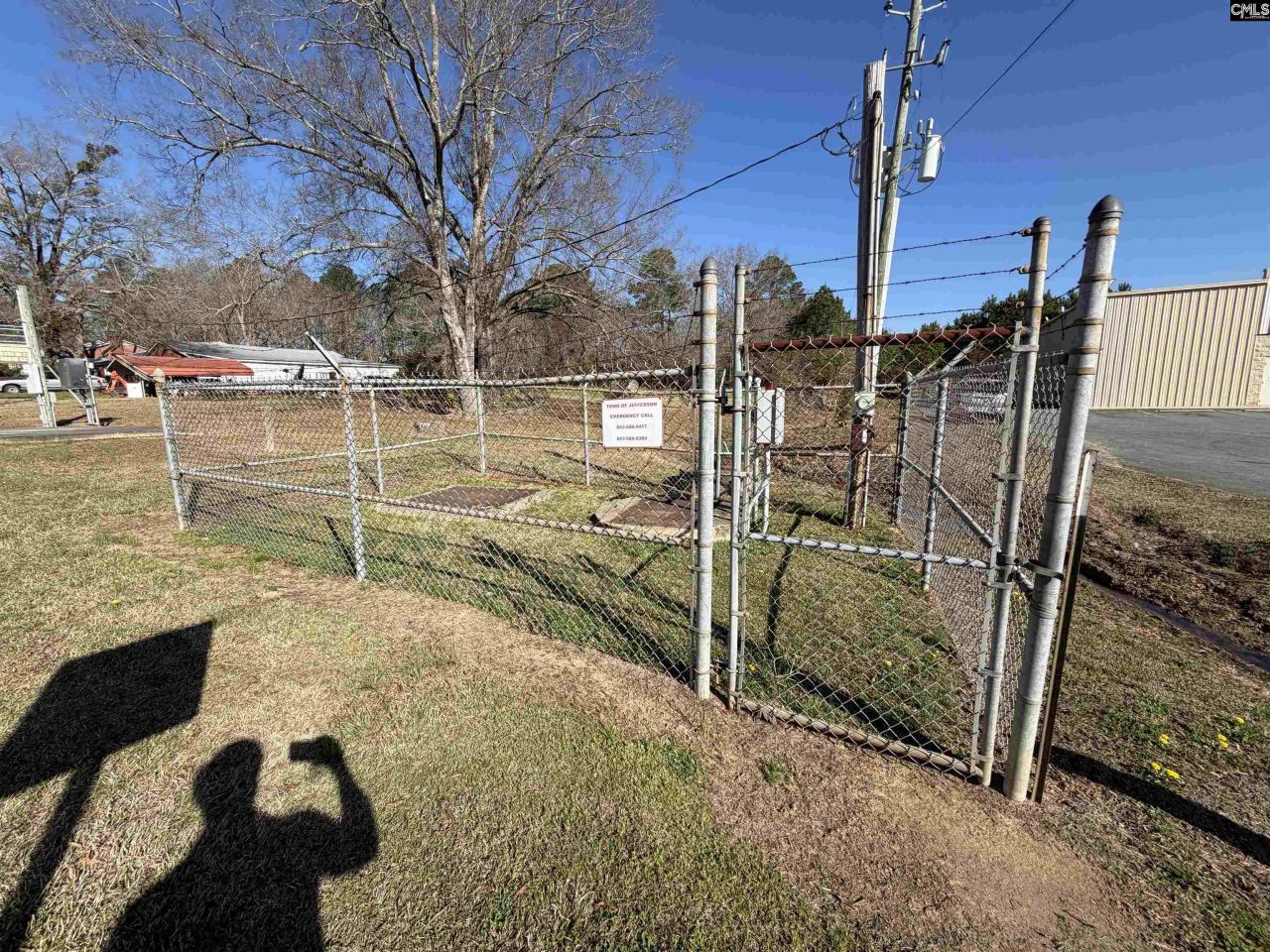 330 Highway 151 Photo 10