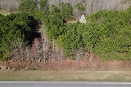 330 Highway 151 photo 4