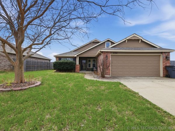 4104 W 105th Street S, Jenks, OK 74037