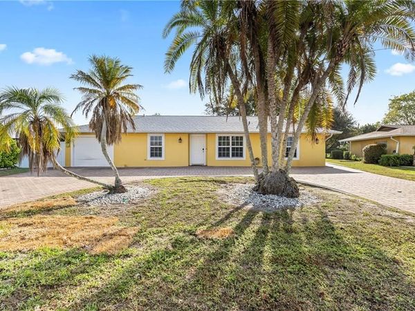 2040 46th TER SW, NAPLES, FL 34116