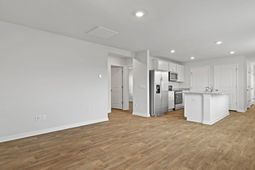 490 Tulip Poplar Drive photo 4